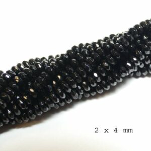 Onyx rondelle faceted 2×4 & 4×6 mm, 1 strand