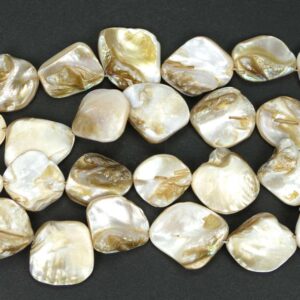 White mother-of-pearl nuggets approx. 18 x 18 mm, 1 strand