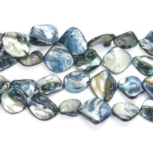 Mother of pearl nuggets dark blue approx. 18 x 18 mm, 1 strand