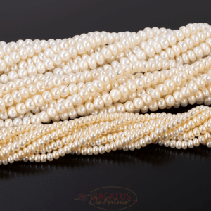 Freshwater pearls buttons cream white 4 – 8mm, 1 strand
