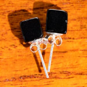 Onyx cube stud earrings 925 silver 6 mm, 1 pair