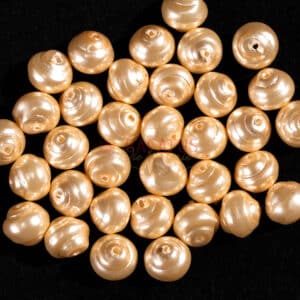 Barock Perlen creme Schnecke 6-12mm, 50 bis 12 Stück